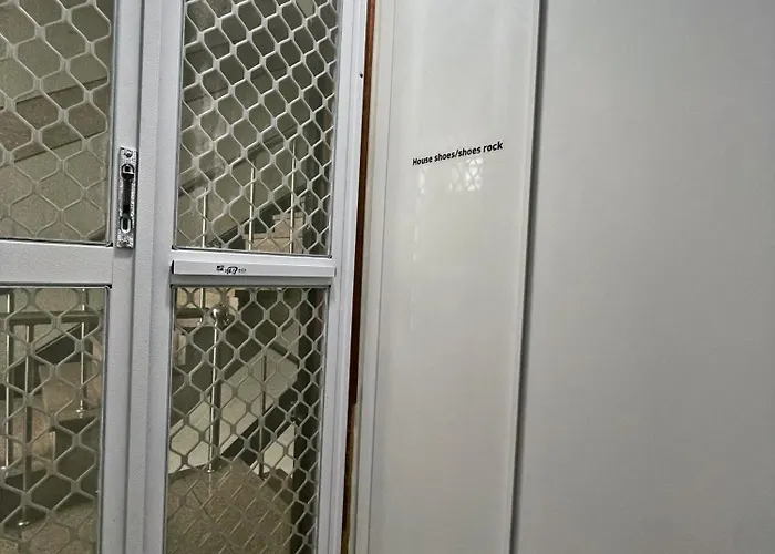Villa Spacious Hongdae 3br 6 Queen Beds