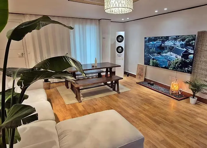 Villa Spacious Hongdae 3br 6 Queen Beds *